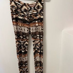 KTOO Brown White Black Leggings